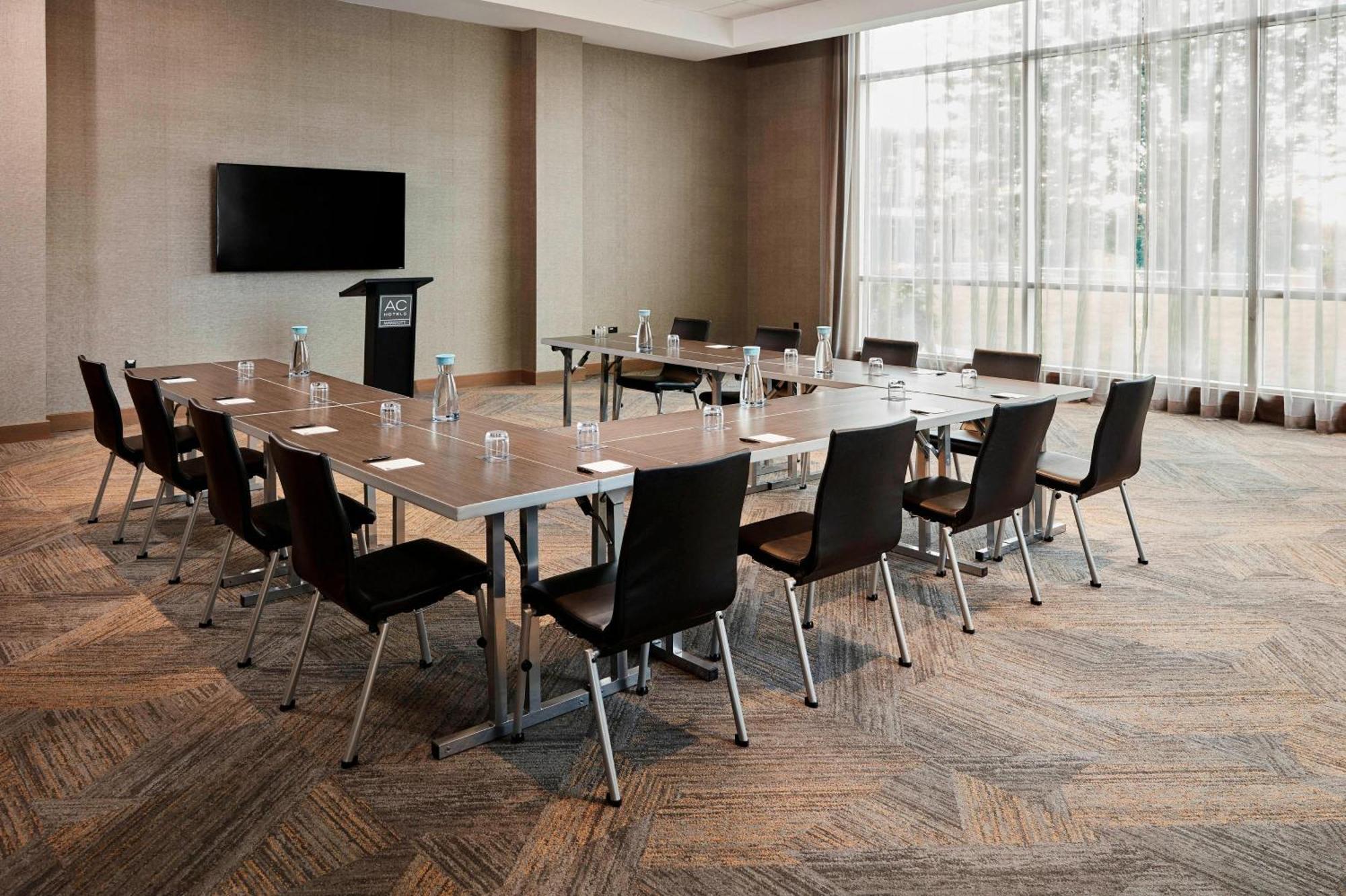 Ac Hotel By Marriott Cincinnati At The Banks Buitenkant foto