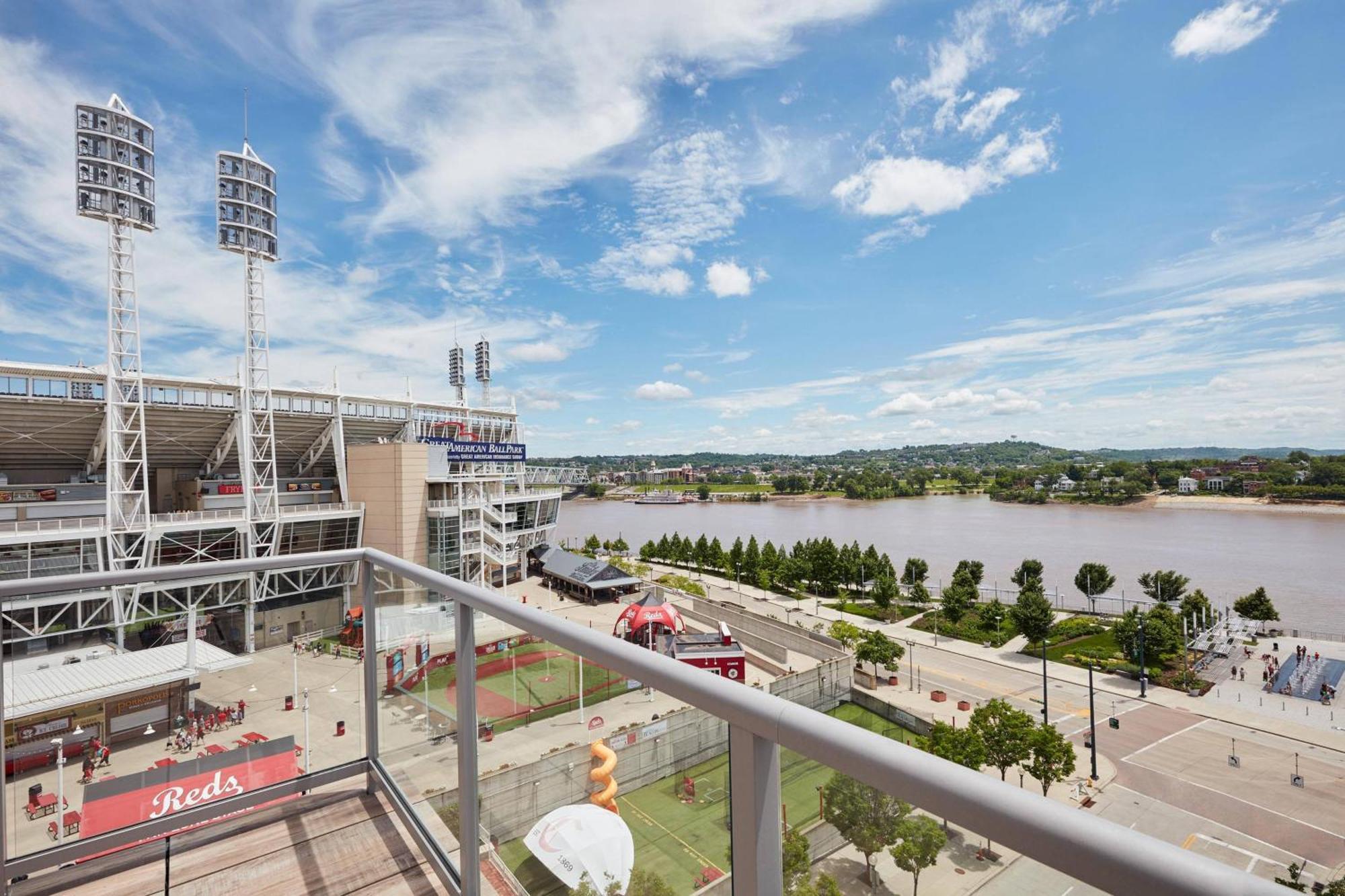 Ac Hotel By Marriott Cincinnati At The Banks Buitenkant foto